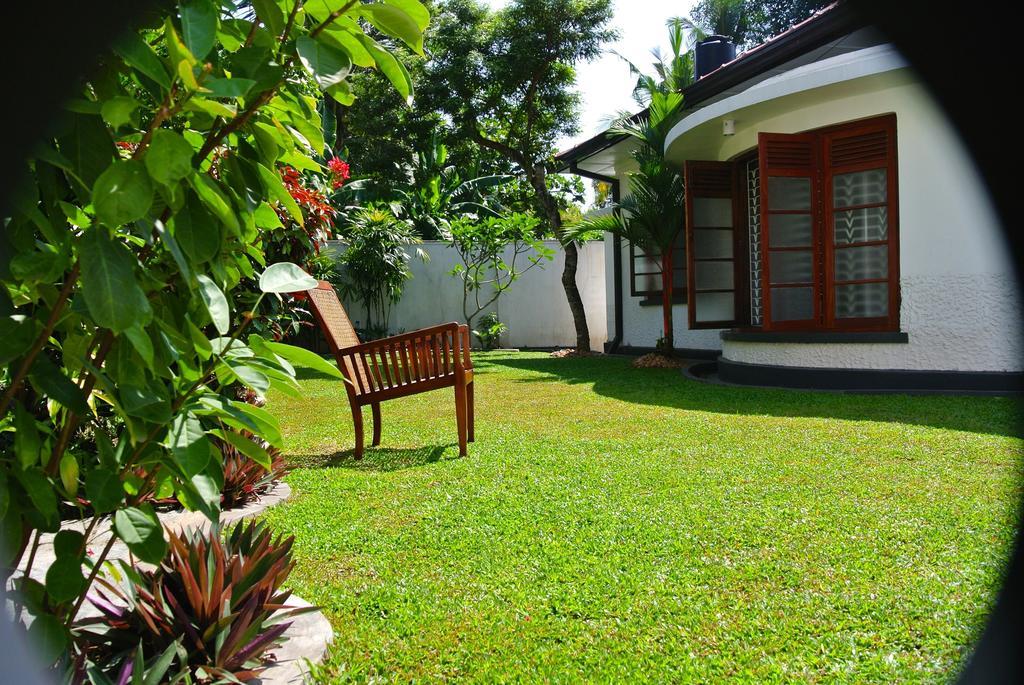 "27" Spathodea- Oasis In The City Colombo Cameră foto